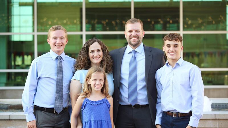 Somerville ISD Superintendent Lone Finalist Eric Holton and his family.