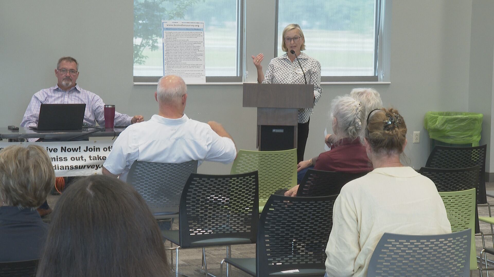 Community members hold meeting to question median safety and economic impact - Vimarsana News